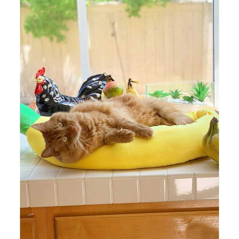 Banana Shape Washable Dog Bed with Removable Cushion M174