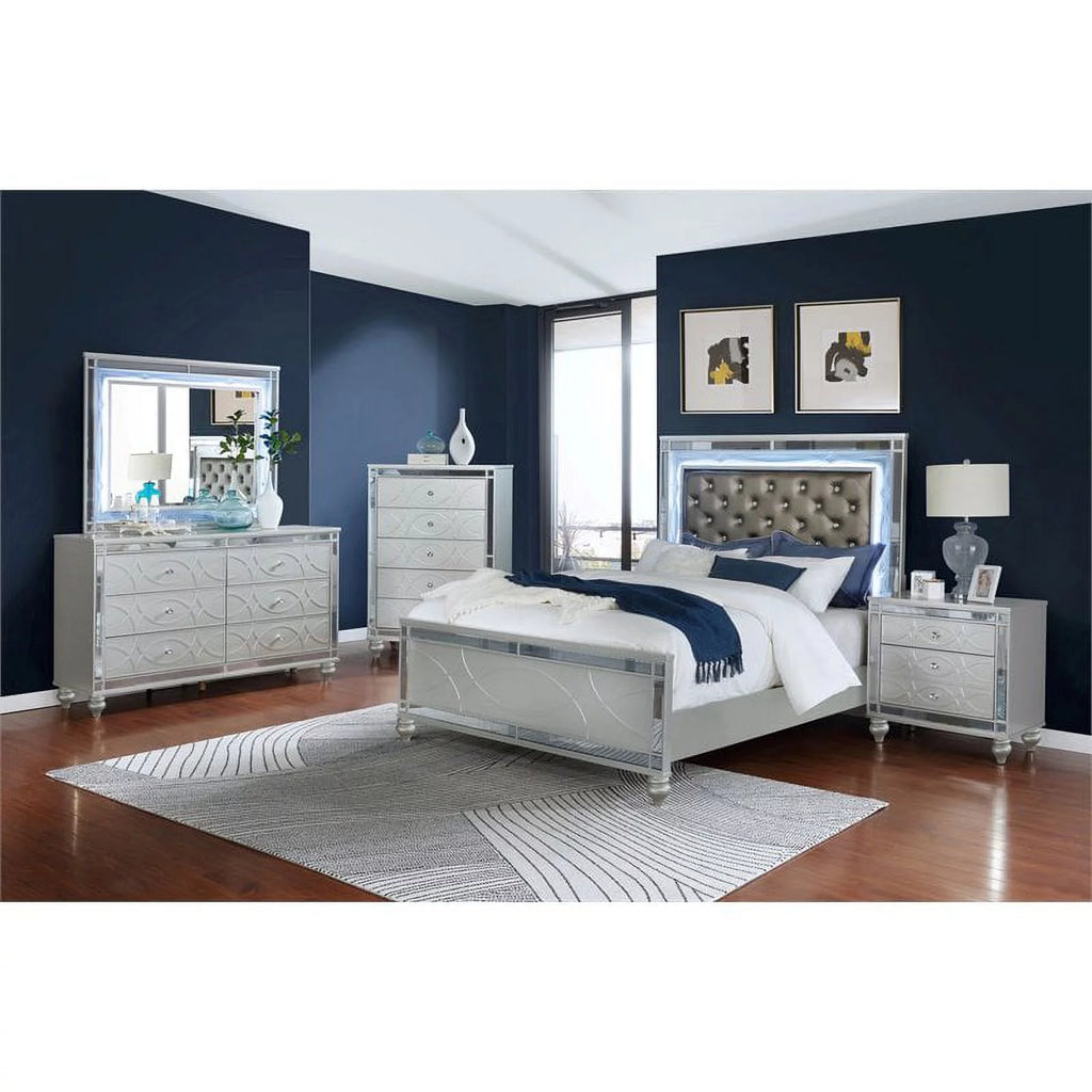 Queen Bedroom Set with LED Lighting J19356