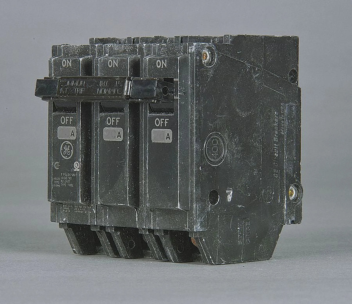 35A Plug In Circuit Breaker Y869