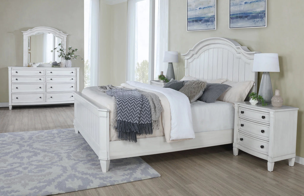 Wood King Bed with Dresser, Mirror, Two Nightstands, and Chest T7058