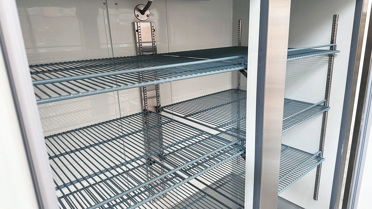 Commercial Reach In 2 Door Freezer T906