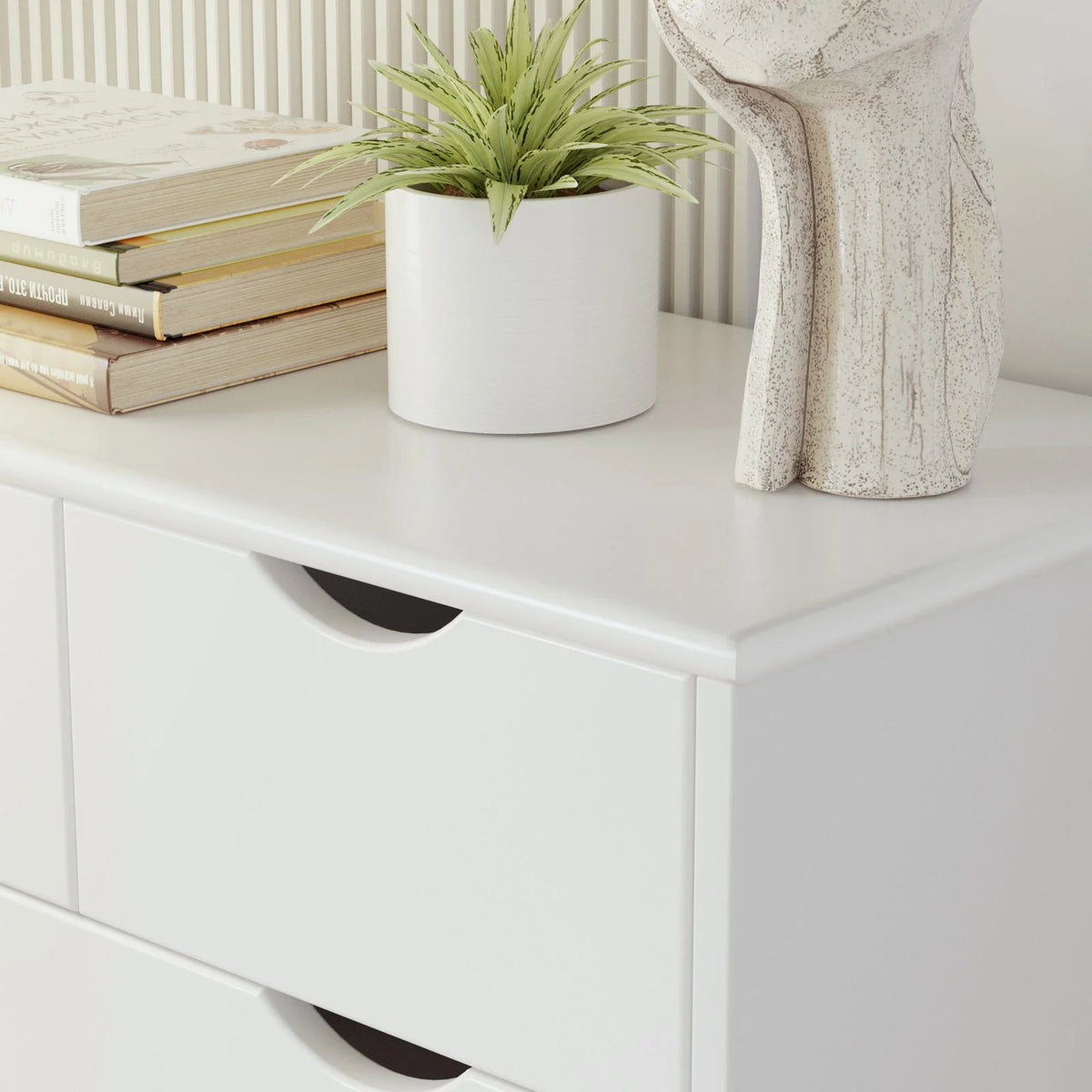 White 6 Drawer Wood Dresser Y2234
