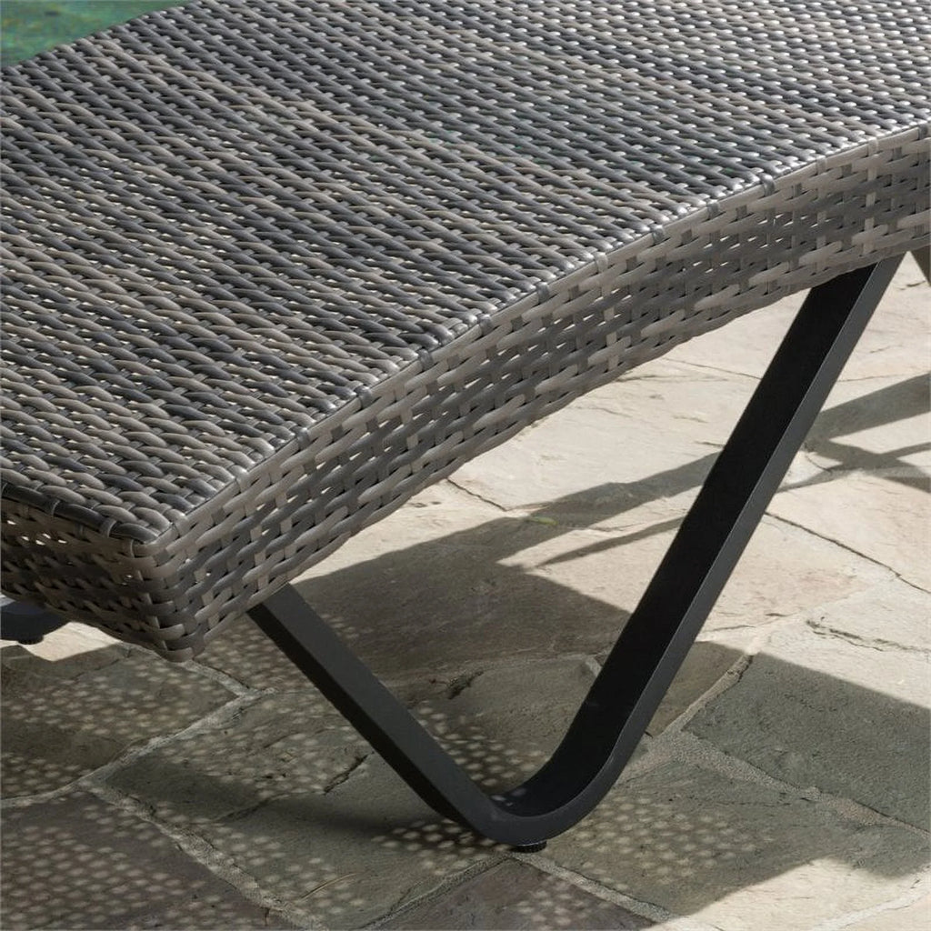Gray Chaise Lounge Set of 2 D7614