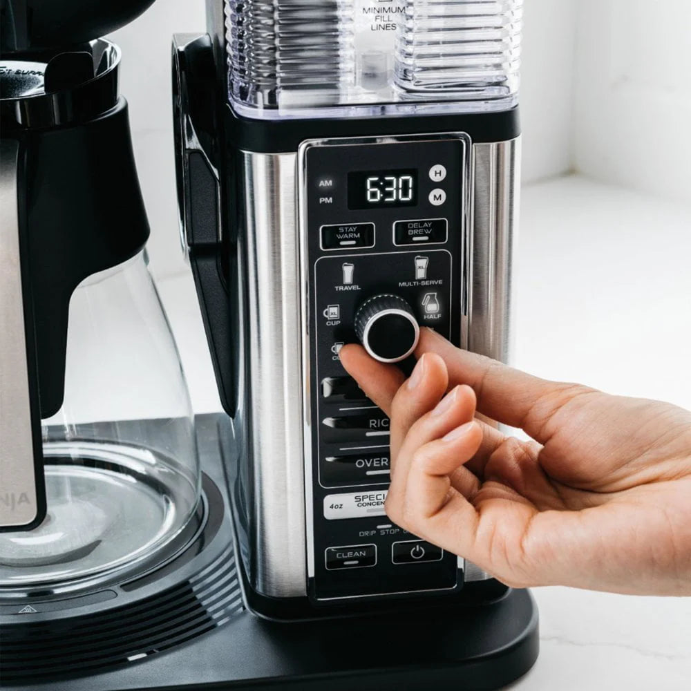 10-Cup Coffee Maker with Glass Carafe Y644