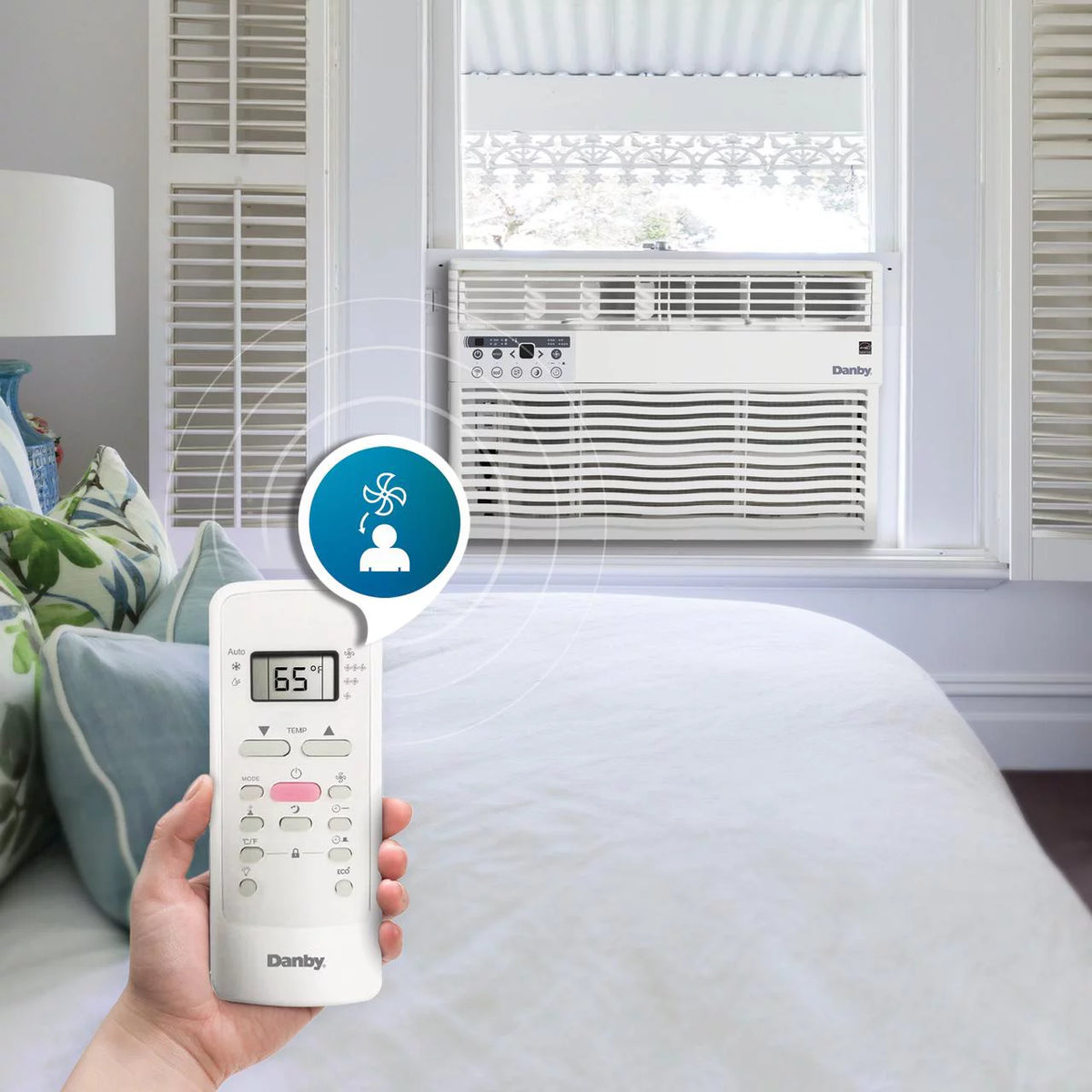8000 BTU White Window AC C2979