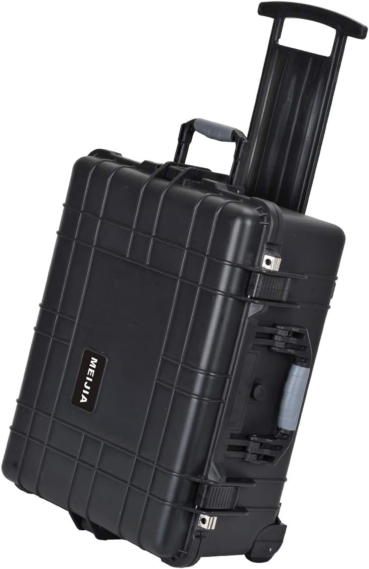Waterproof Rolling Camera Case with Foam Insert R631
