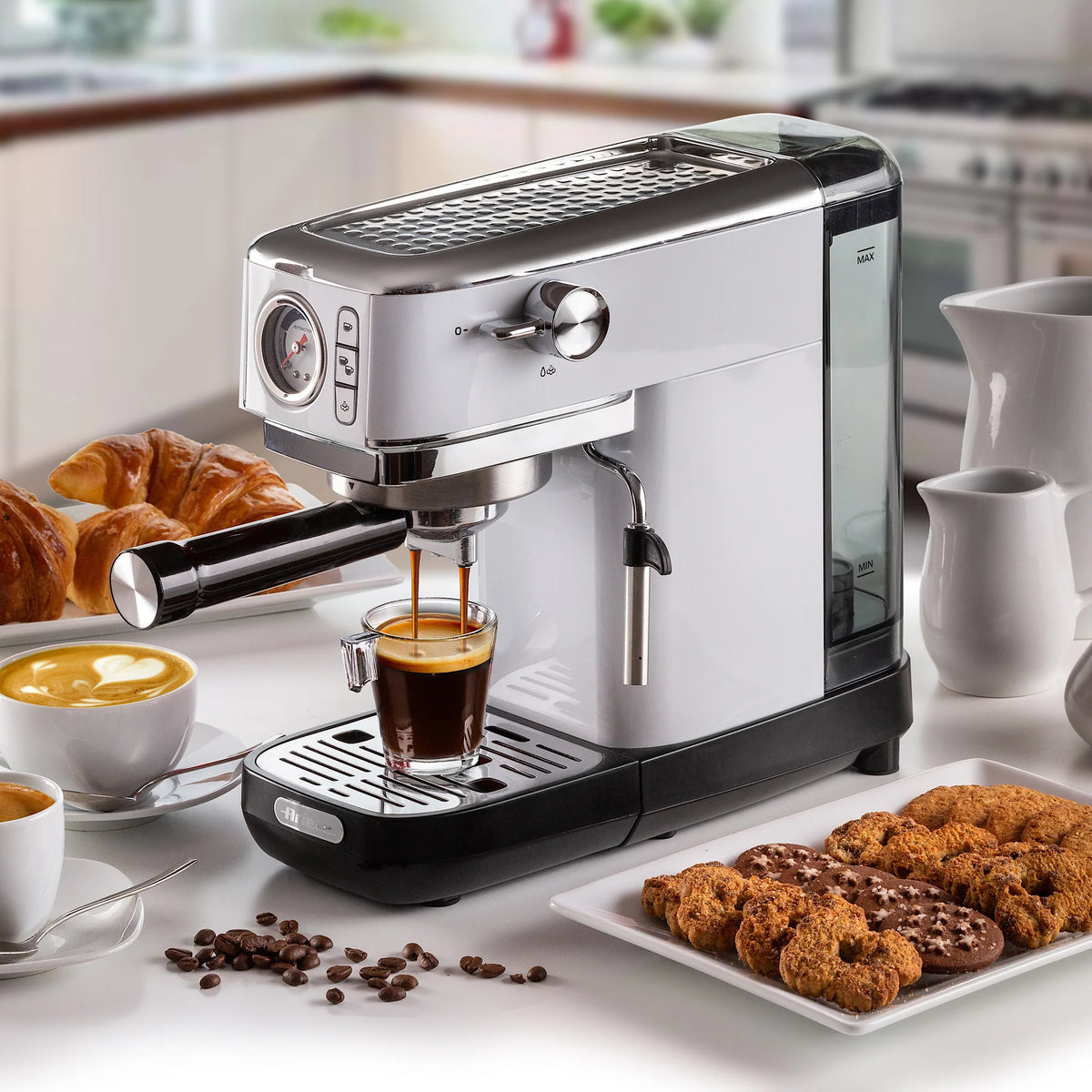 White Metal Coffee Machine N390