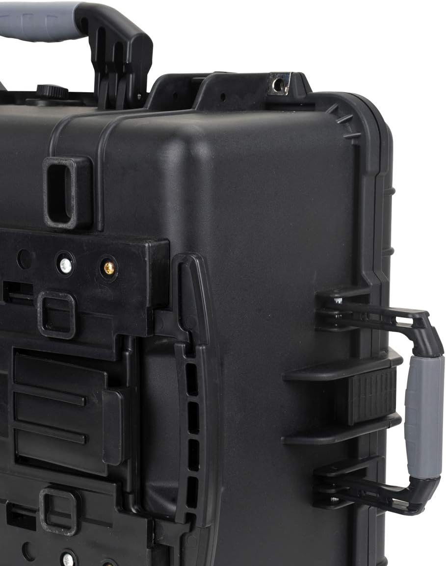 Waterproof Rolling Camera Case with Foam Insert R631