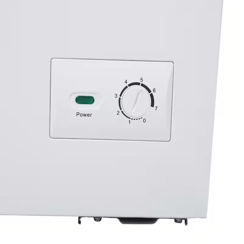 White 3.5 cu. ft. Manual Defrost Chest Freezer U168227