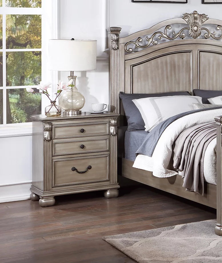 Eastern King Bed 2x Nightstands Grey Wood 3pc Set K3807