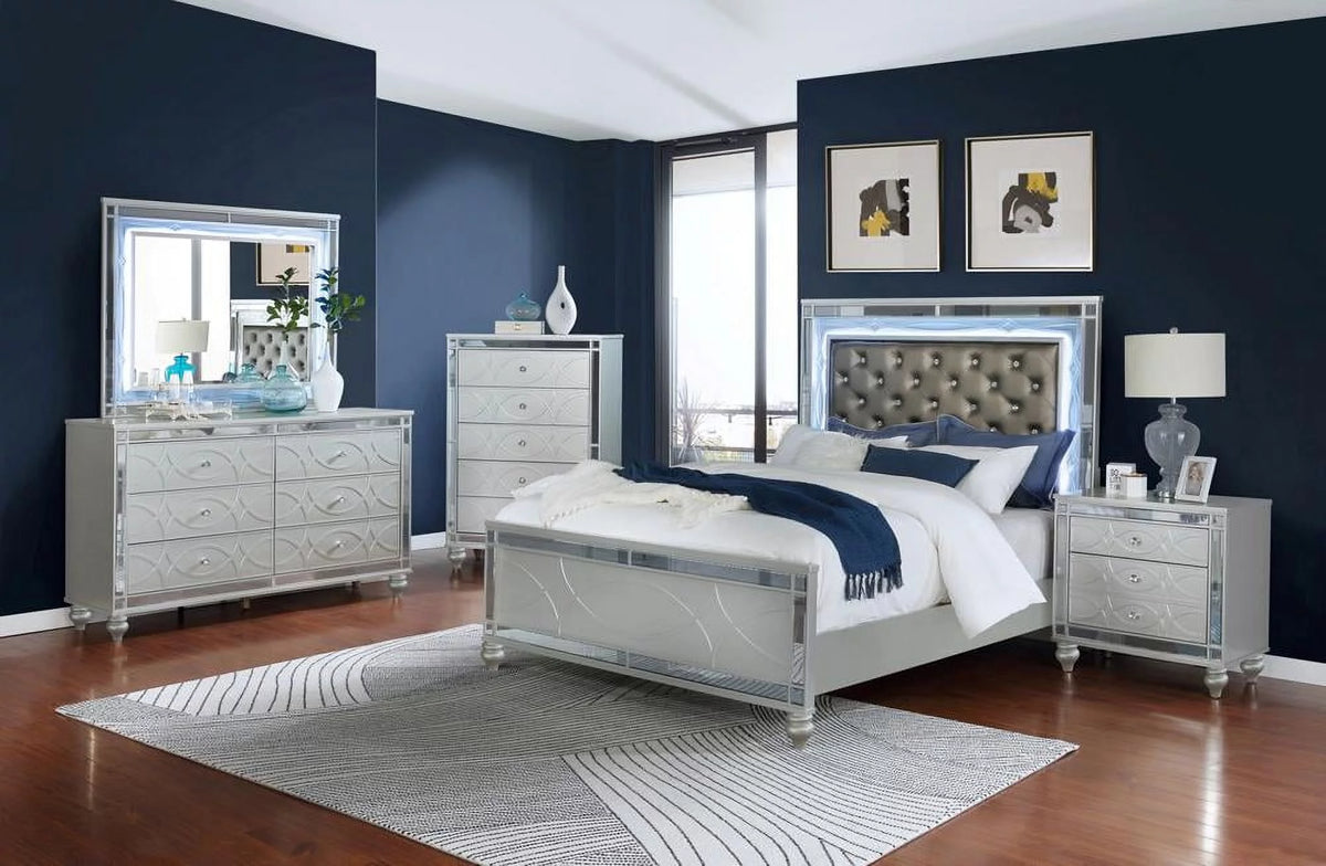 Queen Bedroom Set with LED Lighting J19356