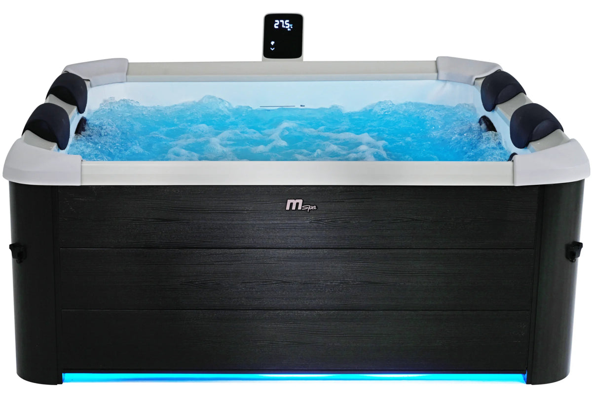 Square 6 Person Hot Tub & Spa with 140 Jets Q7158