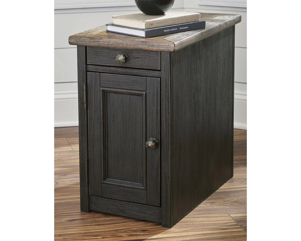 Chairside End Table with USB Ports & Outlets C350890